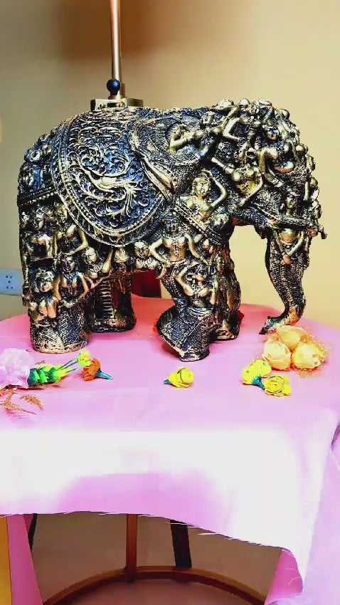 sculpture decor