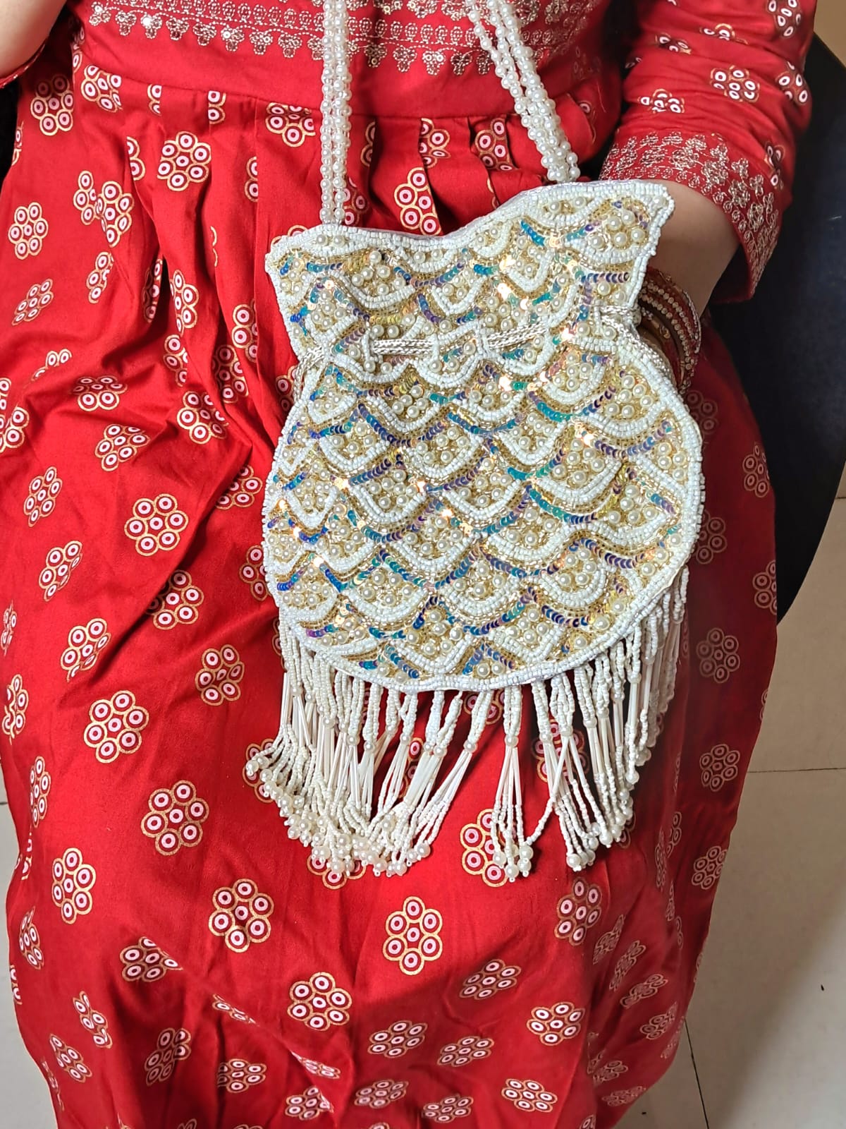 Luxury Potli Clutch Handbag Wedding Gift Length: 22 cm Width : 22 cm Height: 2 cm; Party Wedding Gift for Her Wedding Batwa Potli Bag Zari Purse Wedding Gift