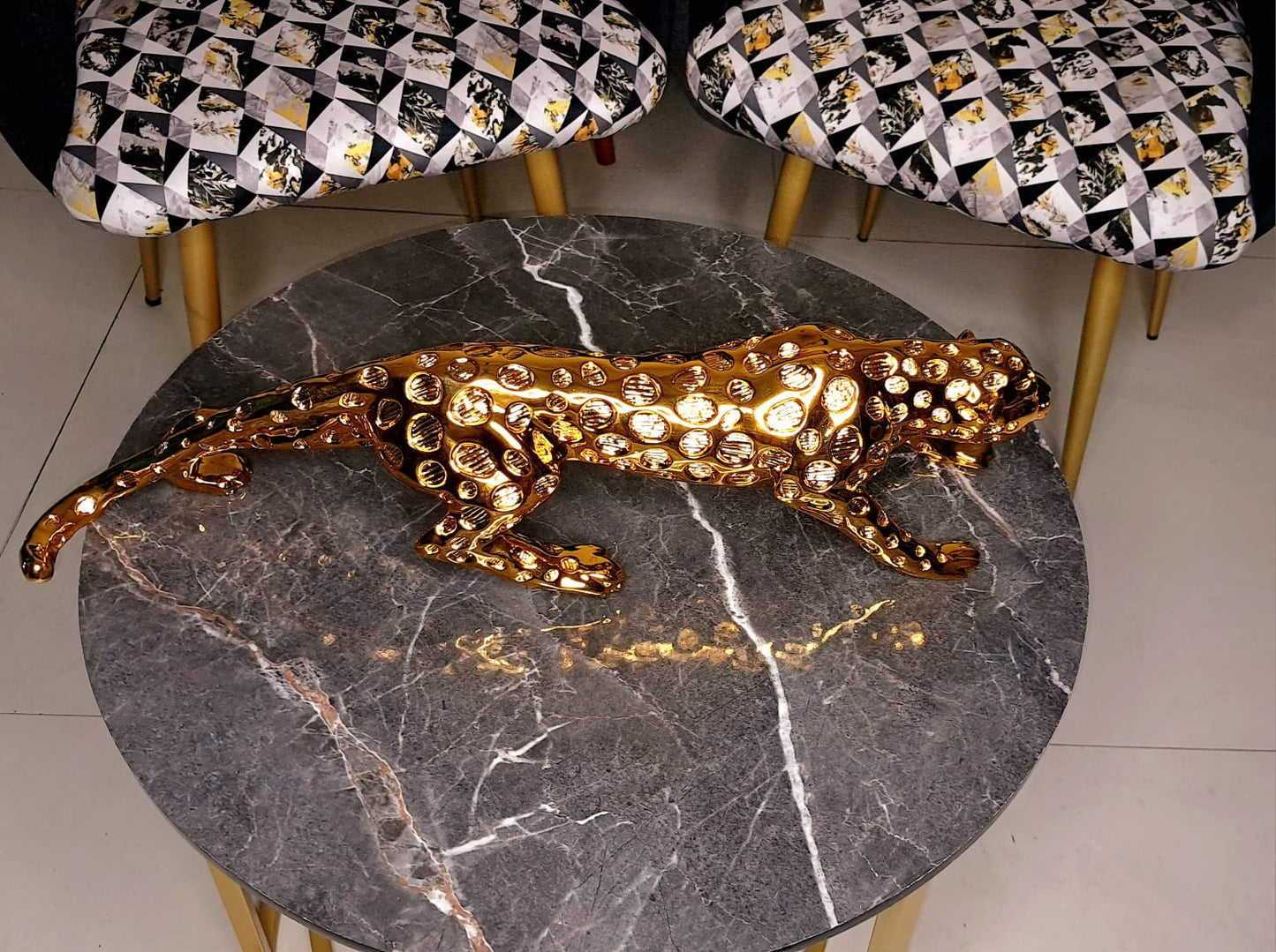 Golden Resin Panther LXWXH:60x20x17 cm - KRIDHA DECOR