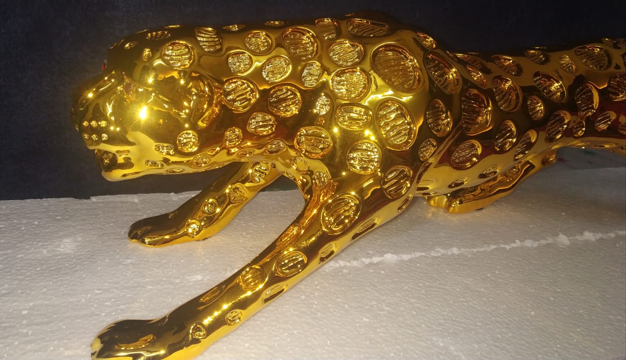 Golden Resin Panther LXWXH:60x20x17 cm - KRIDHA DECOR